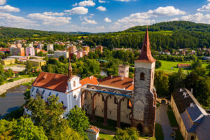 Letecký pohled z dronu na Sázavský klášter 4 září 2021