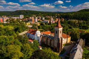 Letecký pohled z dronu na Sázavský klášter 4 září 2021